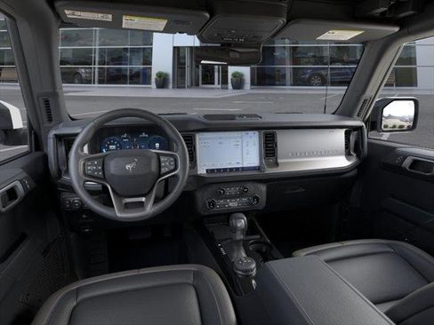New 2026 Ford Bronco Outer Banks AWD/4WD image 9