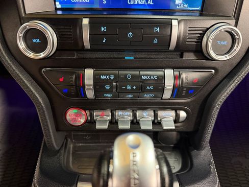 Used 2020 Ford Mustang GT Premium w/ GT Performance Package RWD image 17