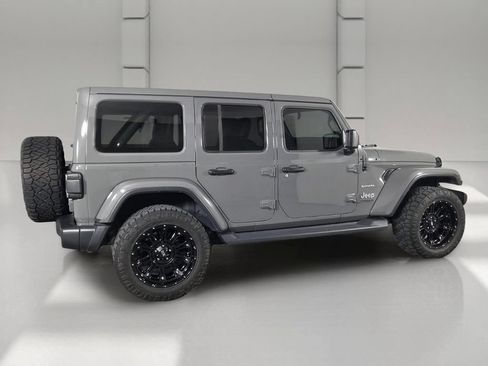 Used 2020 Jeep Wrangler Unlimited Sahara AWD/4WD image 4