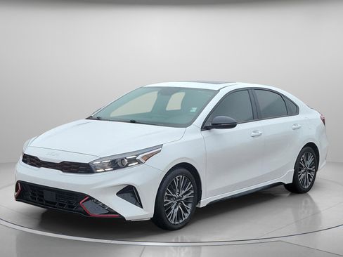 Certified 2023 Kia Forte GT-Line w/ GT-Line Premium Package image 2