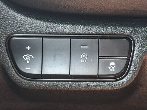 Used 2024 Kia Seltos S AWD/4WD image 24