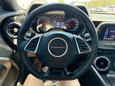 Used 2021 Chevrolet Camaro LT RWD image 11