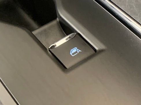 Used 2025 Ford F150 XLT w/ Equipment Group 302A MID image 34