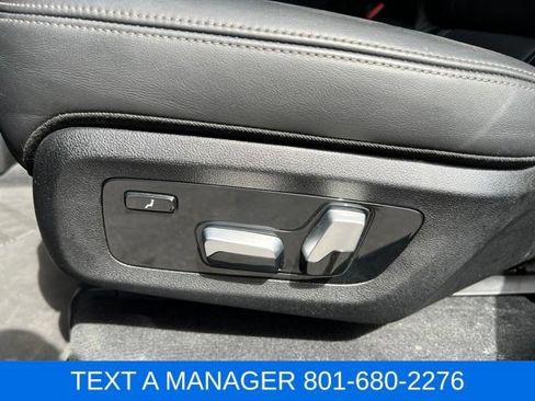 Used 2020 BMW X7 xDrive40i w/ M Sport Package AWD/4WD image 34