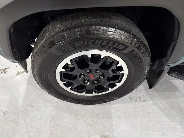 Used 2025 Toyota 4Runner TRD Off-Road Premium w/ Tow Technology Package AWD/4WD image 38