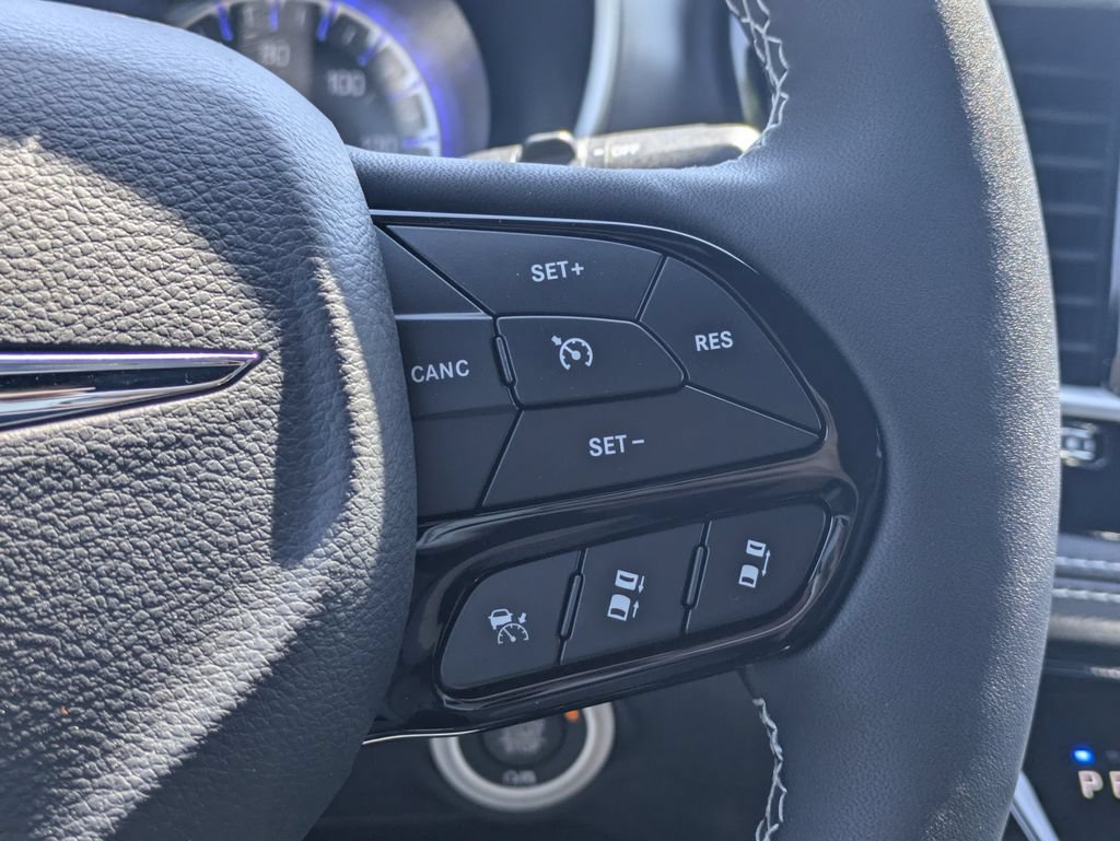 New 2026 Chrysler Pacifica Select w/ S Appearance Package FWD image 27