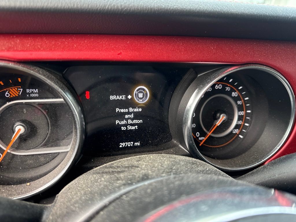 Used 2023 Jeep Wrangler Unlimited Rubicon w/ Cold Weather Group AWD/4WD image 8