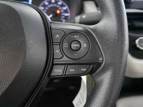 Used 2023 Toyota Corolla LE image 28