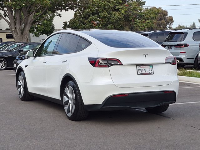 Used 2021 Tesla Model Y Long Range AWD/4WD image 8