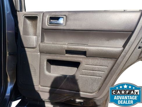 Used 2019 Ford Flex SE image 27