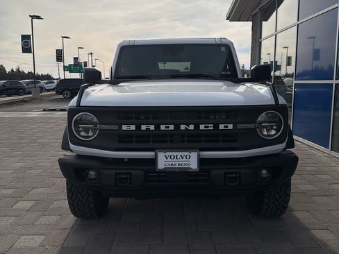 Used 2024 Ford Bronco Black Diamond image 8