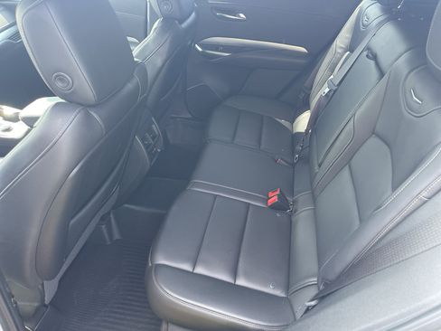 Used 2020 Cadillac XT4 Premium Luxury w/ Cold Weather Package AWD/4WD image 24