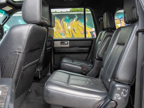 Used 2015 Ford Expedition EL Limited w/ Equipment Group 301A RWD image 34