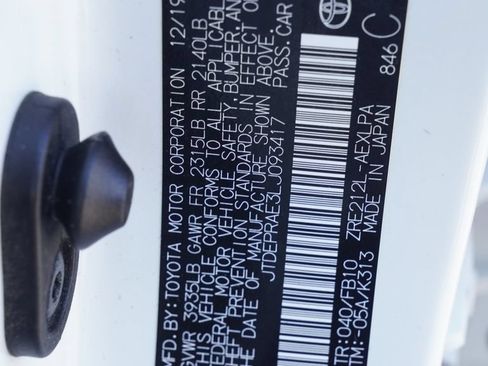 Used 2020 Toyota Corolla LE w/ Carpet Mat Package (TMS) FWD image 34