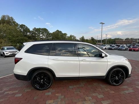 Used 2022 Honda Pilot Black Edition image 35