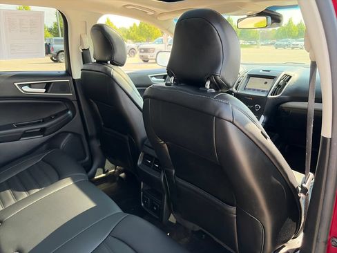 Used 2019 Ford Edge SEL w/ Equipment Group 201A AWD/4WD image 30