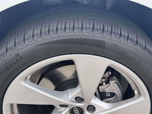 Used 2025 Audi Q5 Premium Plus image 6