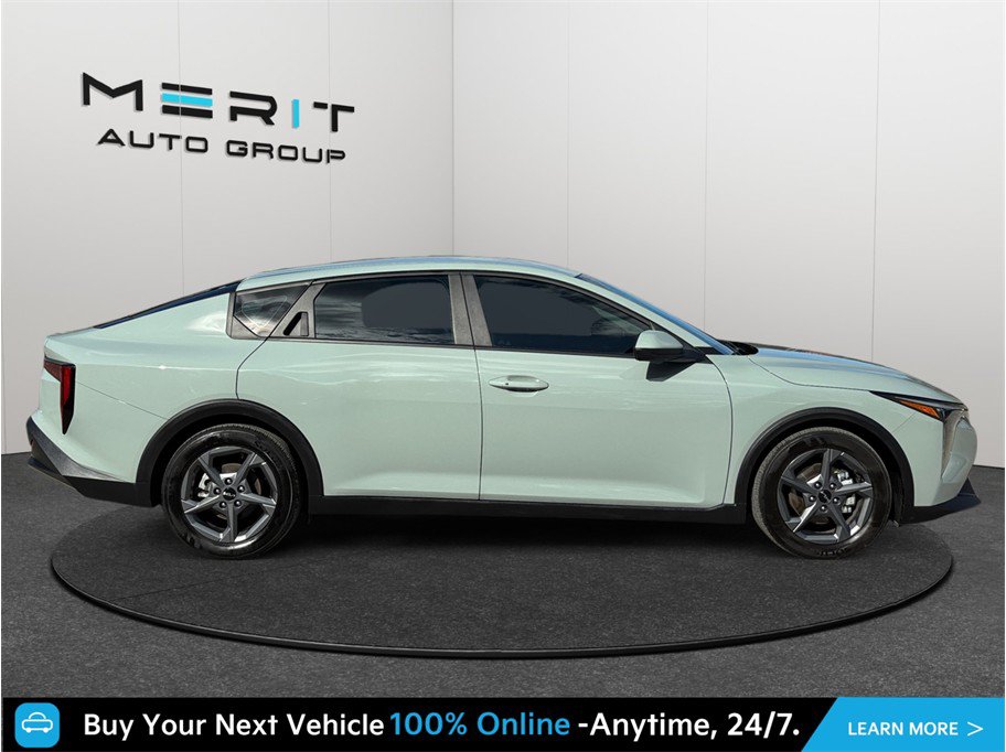 Used 2025 Kia K4 FWD image 10