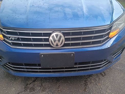 Used 2017 Volkswagen Passat 1.8T R-Line FWD image 12