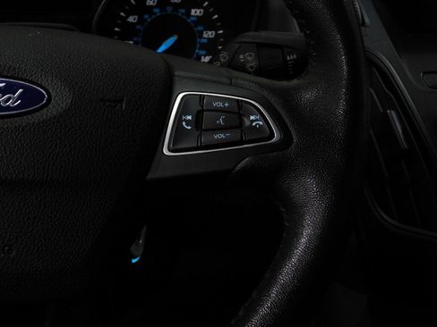 Used 2018 Ford Focus SE w/ SE Winter Package image 42