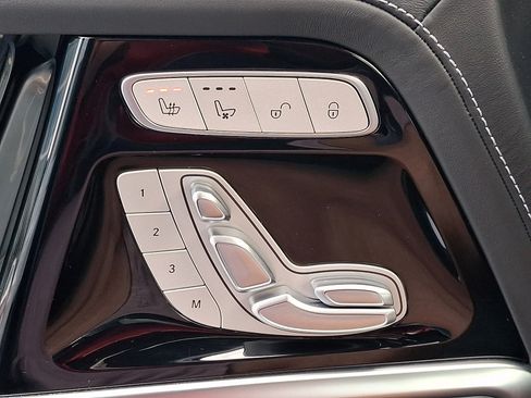Certified 2025 Mercedes-Benz G 63 AMG 4MATIC image 25