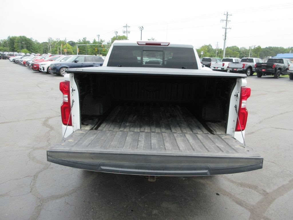 Certified 2023 Chevrolet Silverado 1500 LTZ w/ LTZ Premium Package AWD/4WD image 9