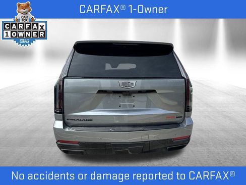 Used 2025 Cadillac Escalade Sport Platinum w/ LPO, ONYX Package AWD/4WD image 4