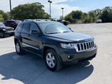Used 2011 Jeep Grand Cherokee Laredo image 4