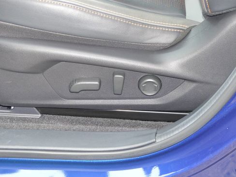 Used 2024 Subaru Crosstrek 2.5i Limited AWD/4WD image 28
