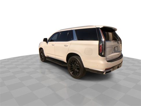 Certified 2023 Cadillac Escalade Premium Luxury image 11