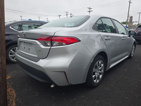 Used 2024 Toyota Corolla LE FWD image 4
