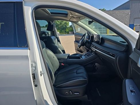Used 2024 Hyundai Palisade Limited AWD/4WD image 22