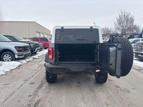 New 2026 Ford Bronco Heritage Edition image 6