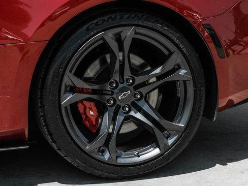 Used 2022 Chevrolet Camaro SS RWD image 42