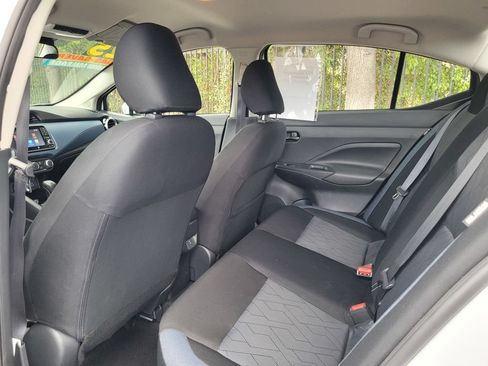 Used 2025 Nissan Versa SV FWD image 15