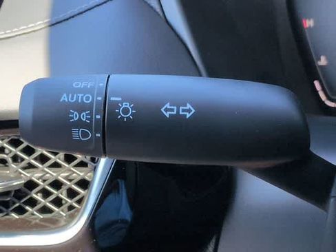 Certified 2025 Acura ADX FWD image 28