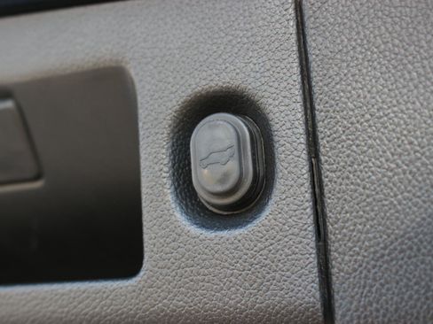 Used 2020 GMC Yukon Denali w/ Open Road Package image 11