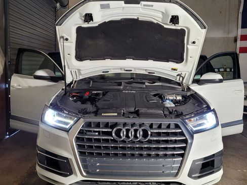 Used 2017 Audi Q7 3.0T Premium image 14