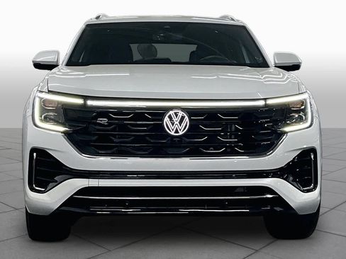 Used 2025 Volkswagen Atlas Cross Sport SEL Premium R-Line AWD/4WD image 3