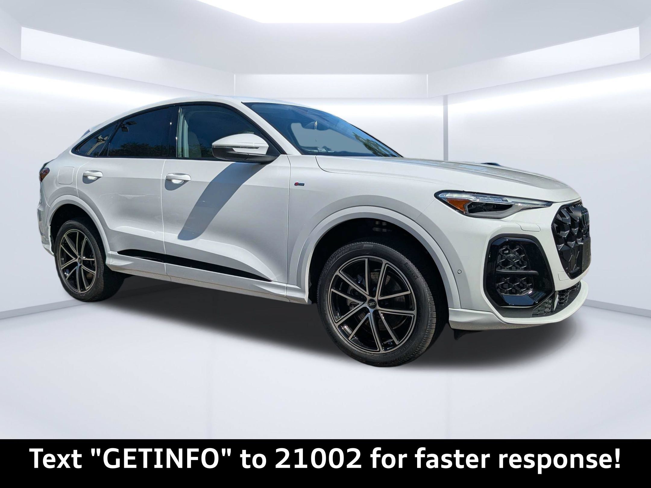 New 2026 Audi Q5 Premium Plus AWD/4WD 360° Tour