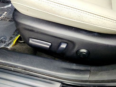 Used 2013 Toyota Avalon XLE Touring image 11