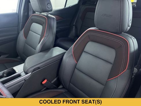 Certified 2024 Chevrolet Equinox EV RS FWD image 9