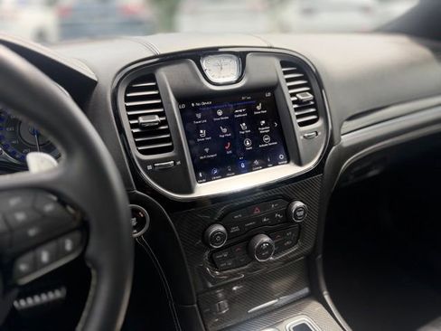 Used 2023 Chrysler 300 C RWD image 21