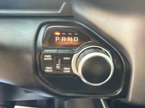 Used 2020 RAM 1500 Big Horn AWD/4WD image 30