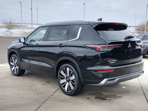 New 2026 Mitsubishi Outlander SEL image 7