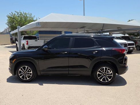 Used 2025 Chevrolet TrailBlazer LT FWD image 5