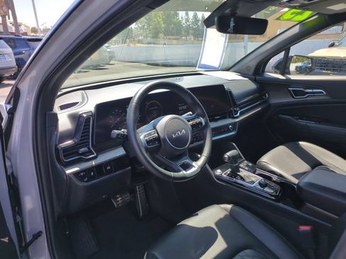 Certified 2025 Kia Sportage X-Pro Prestige AWD/4WD image 14