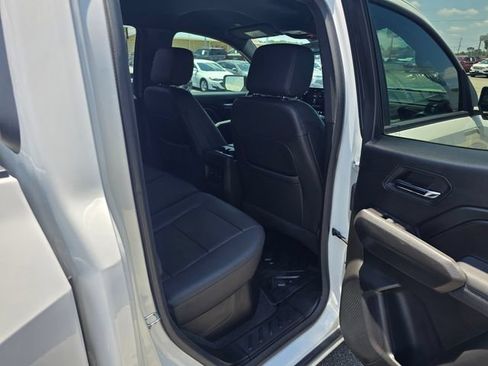 Used 2024 Chevrolet Colorado LT w/ LT Convenience Package III RWD image 46