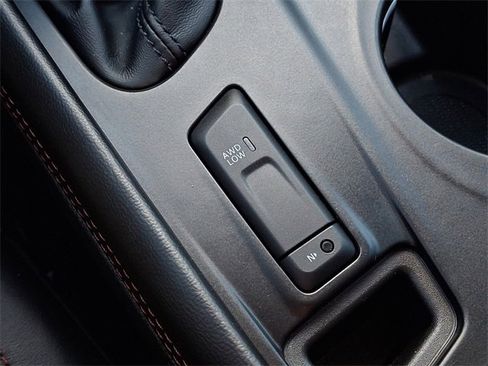 Used 2022 Dodge Durango R/T w/ Blacktop Package image 25