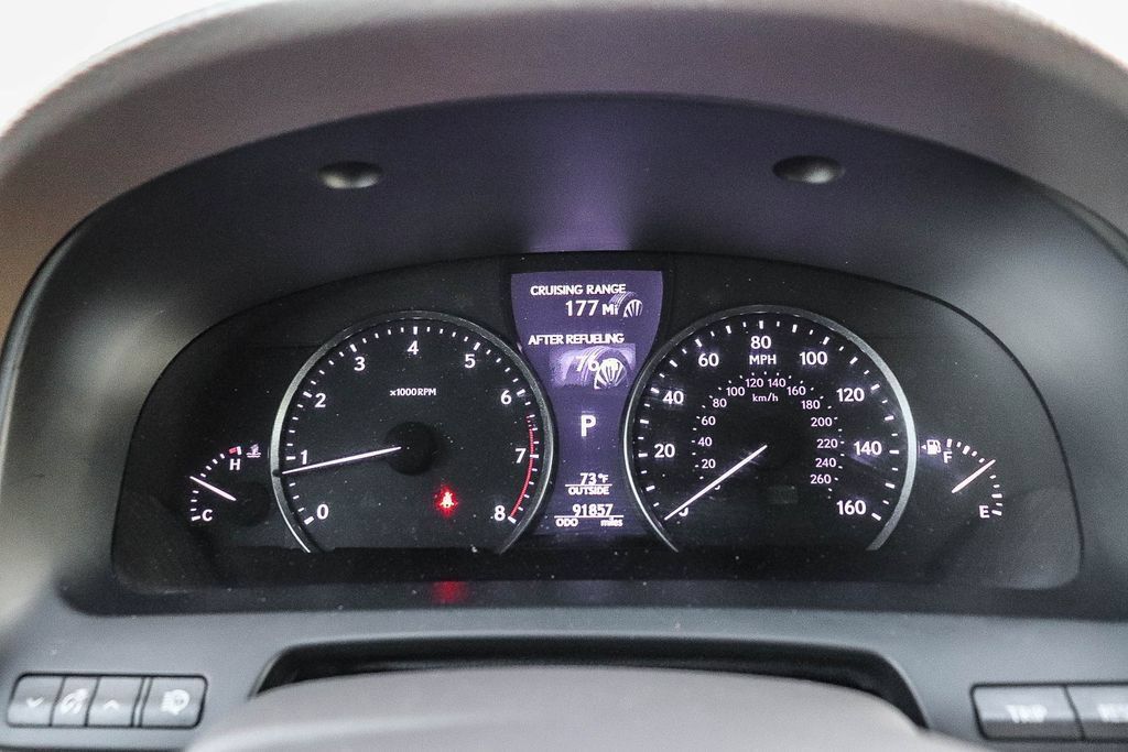 Used 2016 Lexus LS 460 w/ Comfort Package RWD image 28